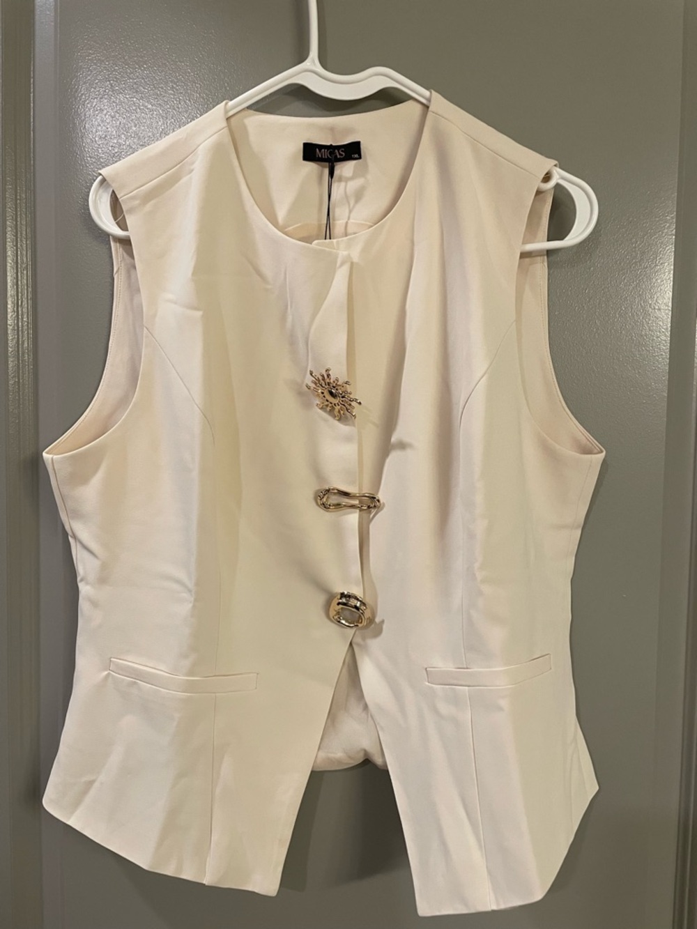 Micas Cream Sleeveless Vest with Decorative Gold Accents